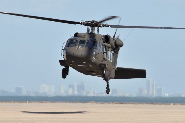 CCAD Sells 40 UH-60 Black Hawks in 2014