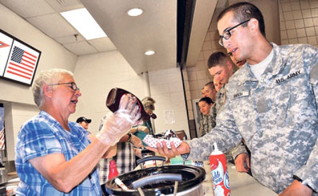 SOS hosts Gold Star Family event