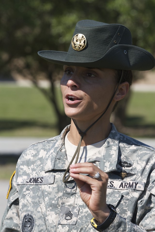 Soldier's unique position puts her with Army Reserve elite