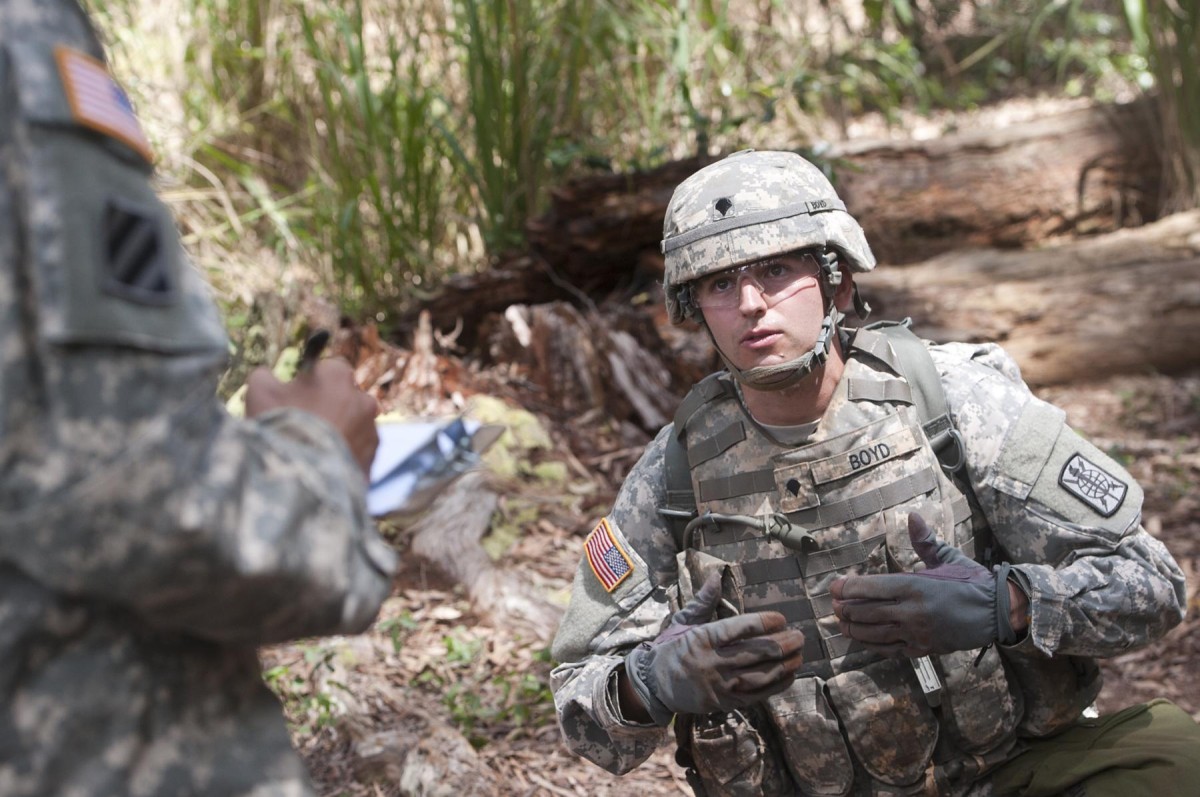 US Army Pacific Soldiers compete during 2014 Warrior Challenge ...