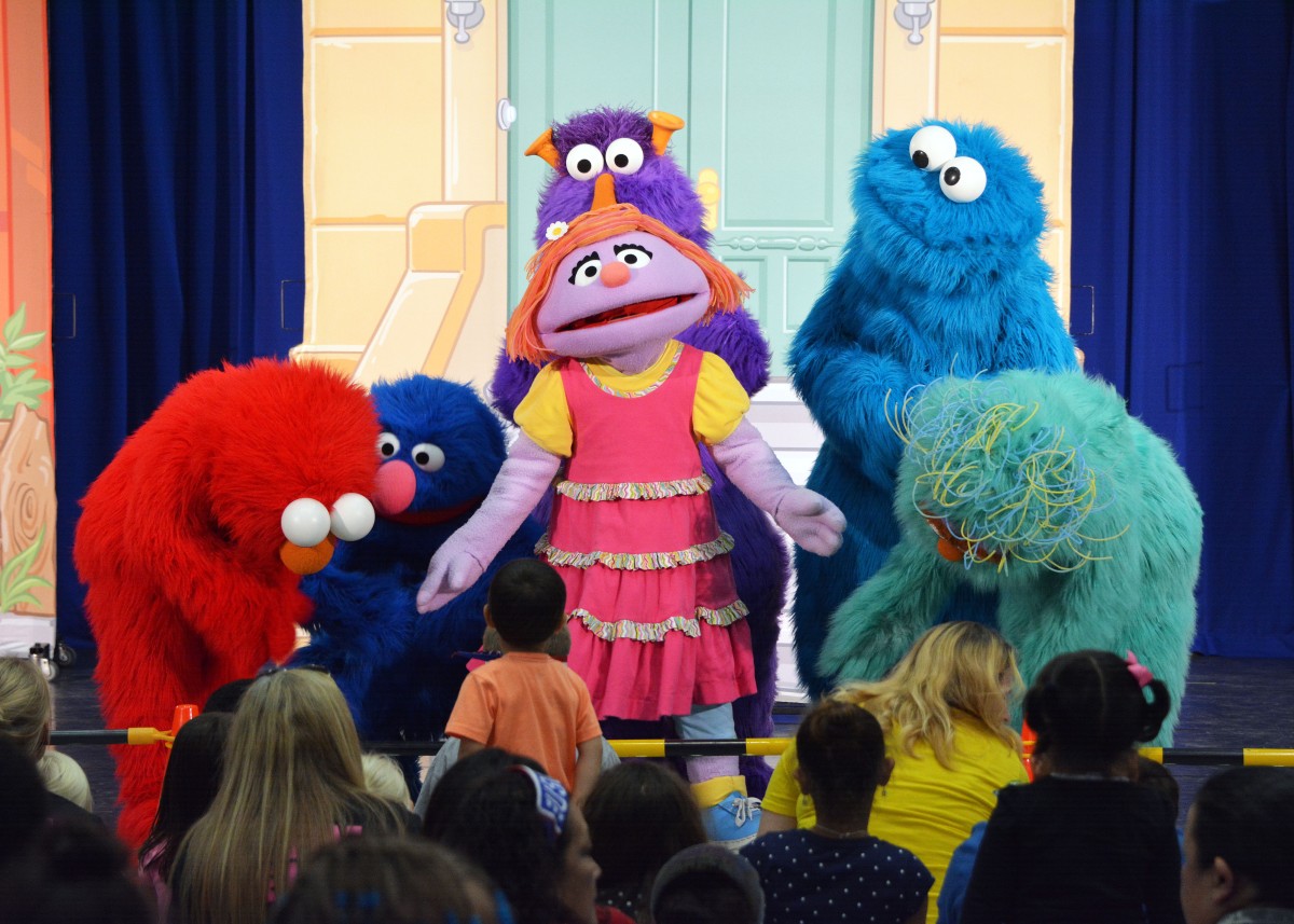 Sesame Street tour visits Fort Jackson | Article | The United States Army