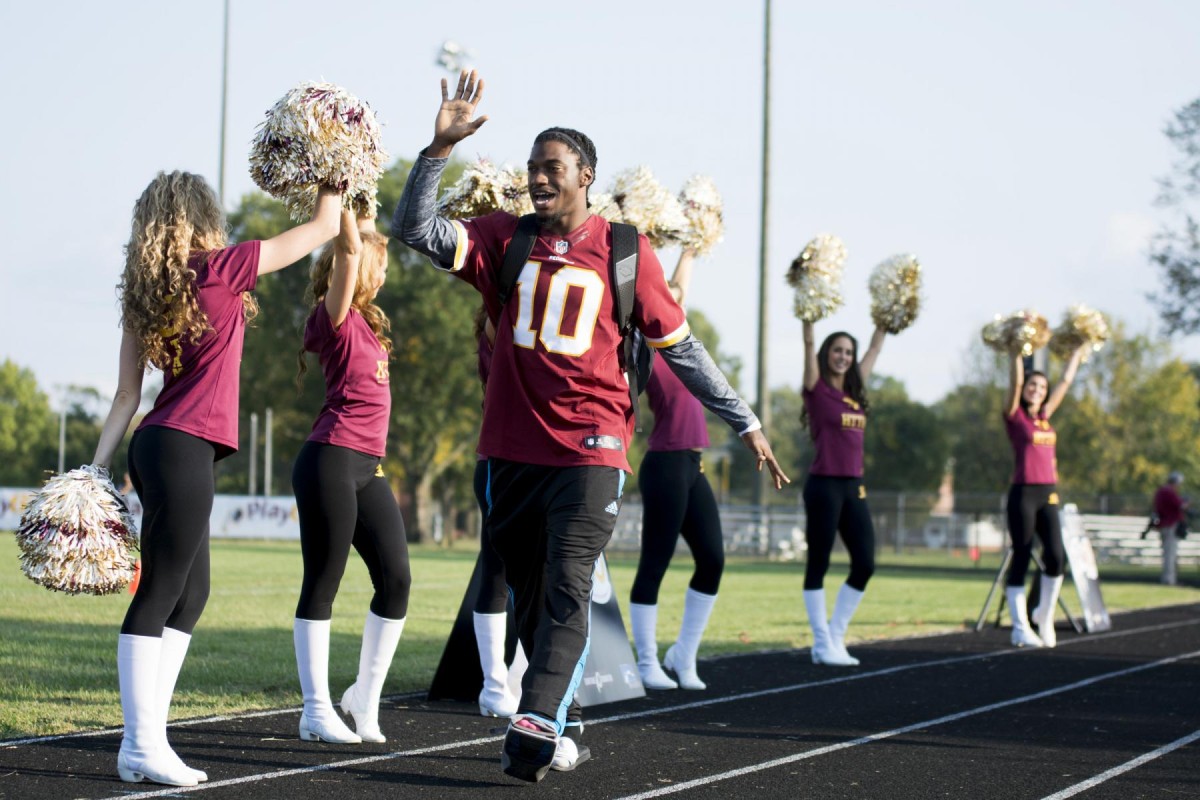 Belvoir youth train with pros at NFL Salute to Play 60 event, Article