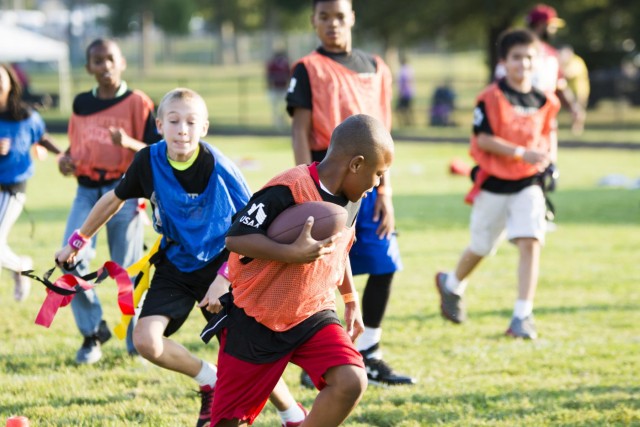 Redskins, kids Play 60 at Belvoir