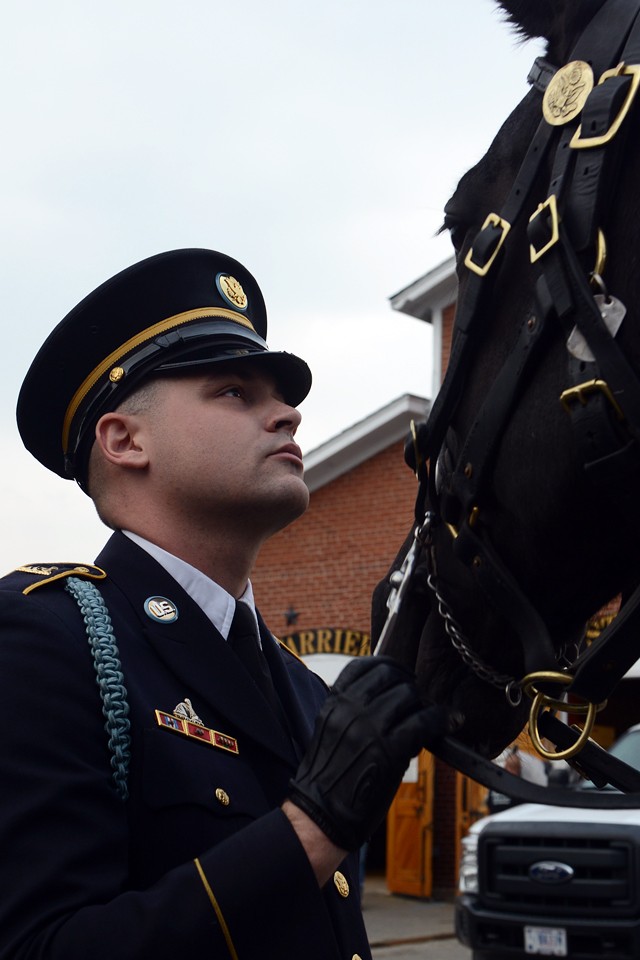 Caisson Platoon: Solemn duty of honor and respect