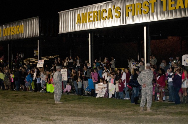 1-12 Cav returns from Korea deployment