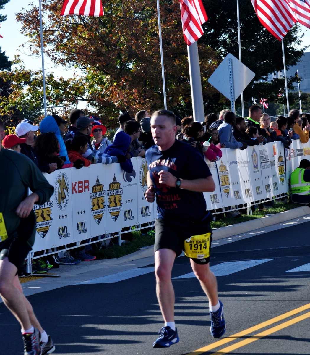 New York ROTC Team Honors Cadet At Army 10 mile Race Article The new-york-rotc-team-honors-cadet-at-army-10-mile-race-article-the