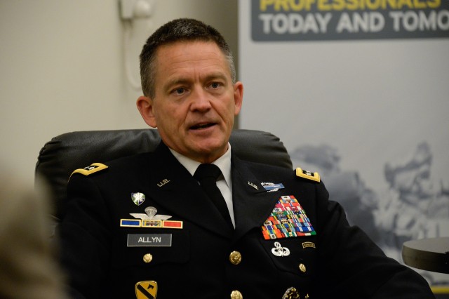 Army Vice Chief Talks with Reporters