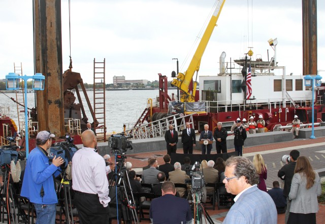 Vice President Biden, congressional members visit Delaware River Deepening Project