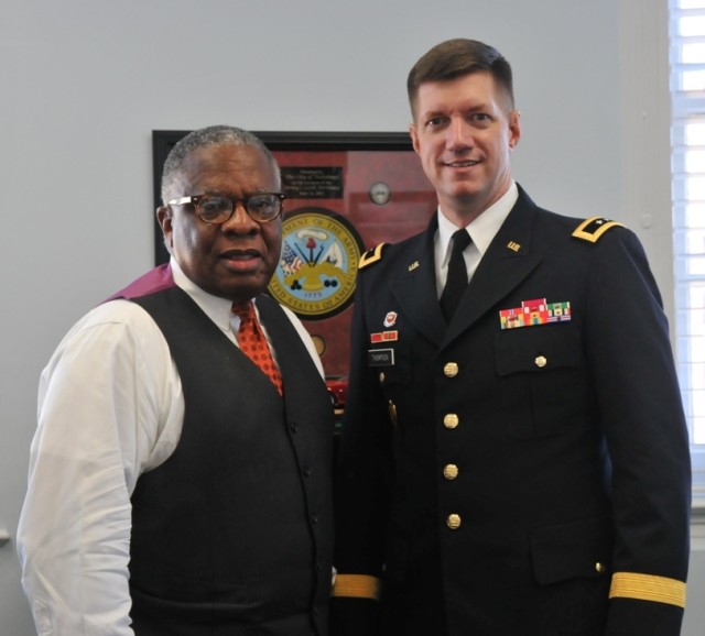 Thompson, Flaggs discuss issues beneficial to Army Reserve, Vicksburg community