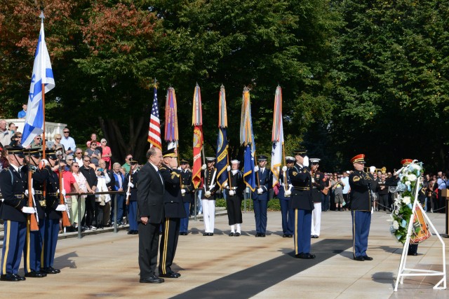 Israeli Minister of Defense honors America's fallen