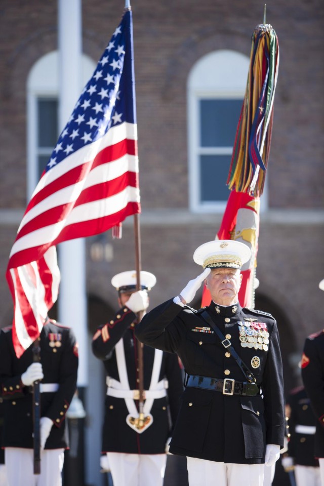 Amos passes Marine command to Dunford