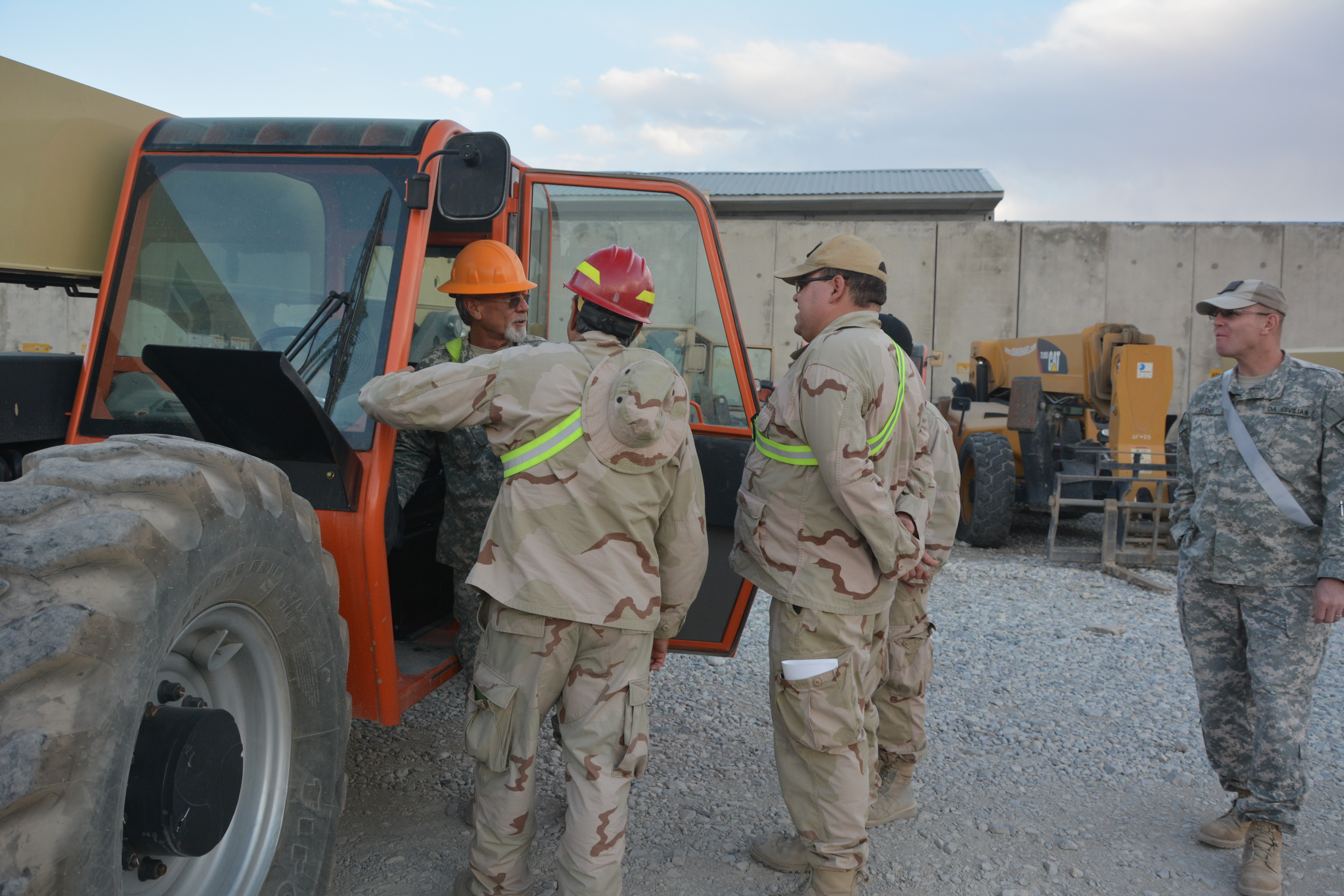 3 401st Afsbn Master Driver Educates Forklift Operators Article The United States Army
