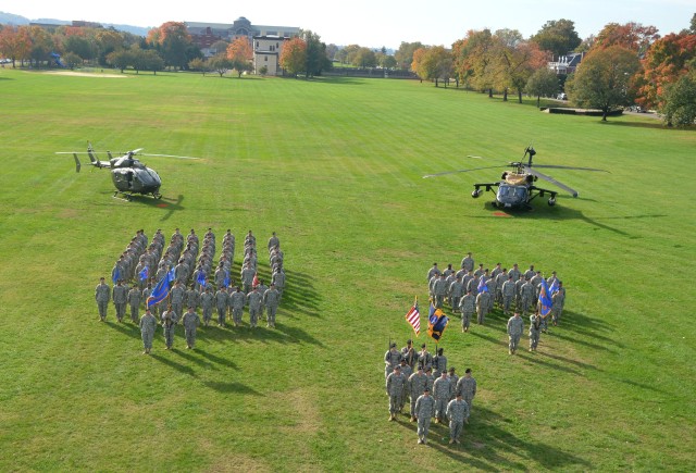 Army Aviators receive Superior Unit Award
