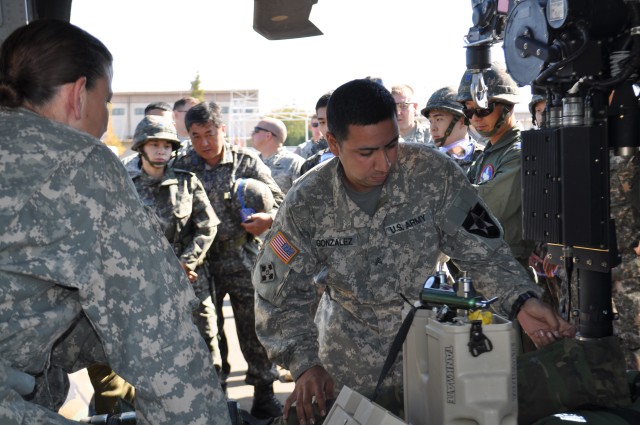 Army medics 'dust off' joint air evacuation operations