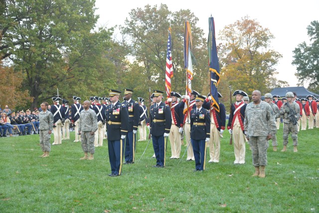 5 civilians honored by Army Chief of Staff