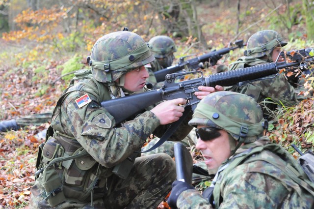 Armenians, Serbians partner up at exercise Combined Resolve III