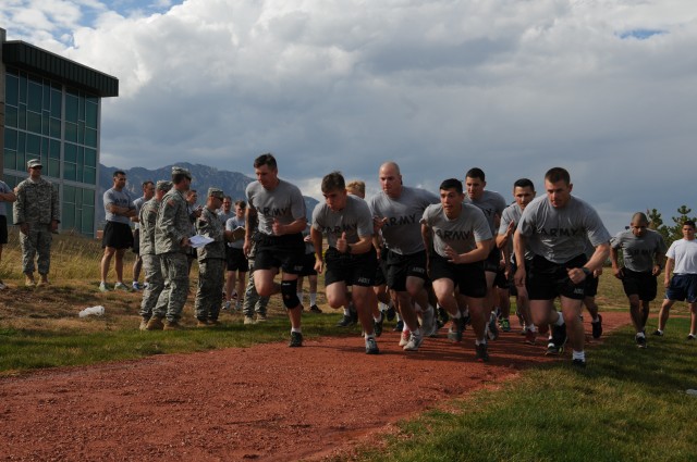 Soldiers, Airmen compete for foreign badge
