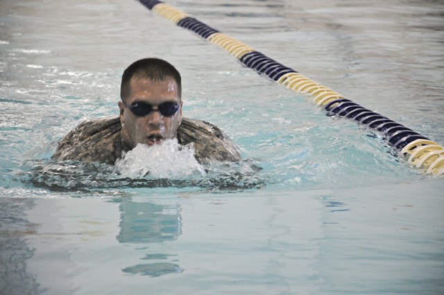 Soldiers, Airmen compete for foreign badge