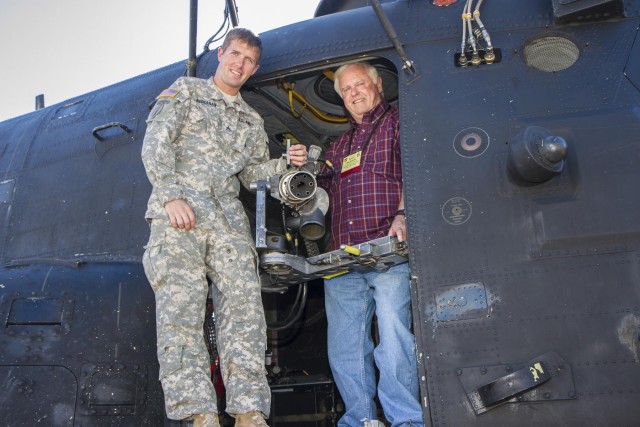 'Night Stalker' Battalion hosts Vietnam era aviators' reunion