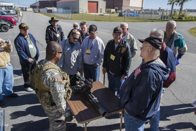 'Night Stalker' Battalion hosts Vietnam era aviators' reunion