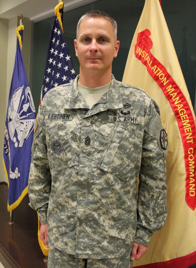 NEW REDSTONE COMMAND SERGEANT MAJOR