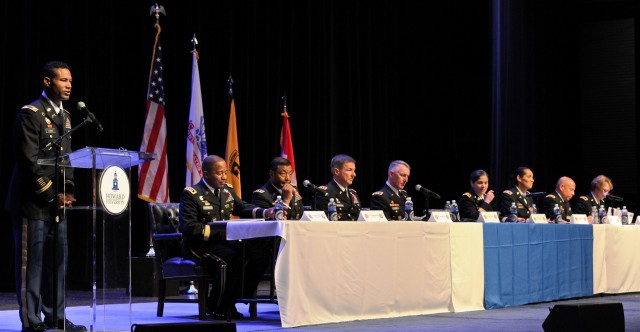 Seven Army generals talk leadership with ROTC cadets