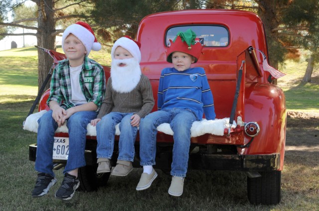 'Very Merry' program gives deployed Bliss Soldiers picture-perfect gift