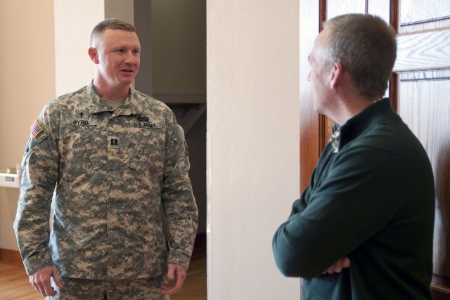 Army Under Secretary goes to see home-state heroes