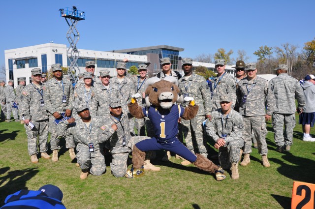 FLW service members get to practice with St. Louis Rams