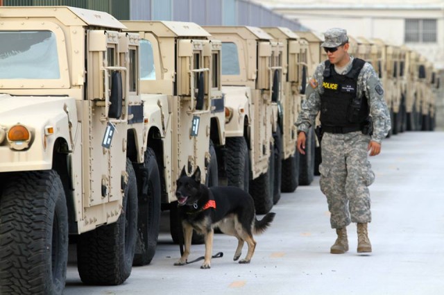 K9, Soldiers conduct anti-terrorism training