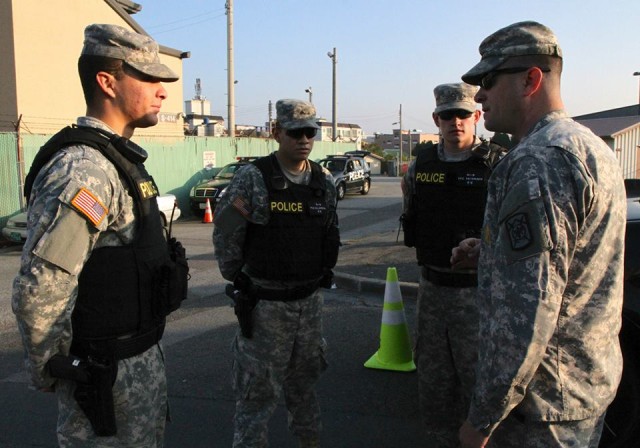 K9, Soldiers conduct anti-terrorism training