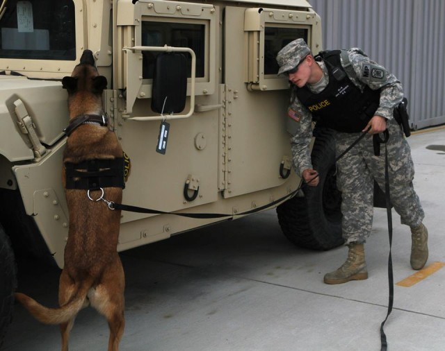 K9, Soldiers conduct anti-terrorism training