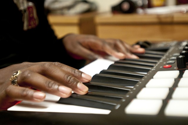Cav Soldier cuts music tracks in Korea