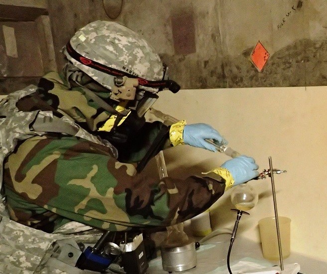 Soldiers Seize Simulated Wmd Site During Exercise Article The