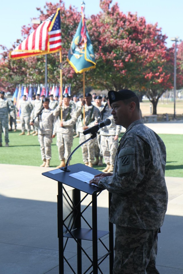 4-3 BSTB gains new commander