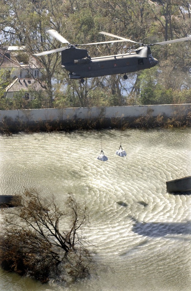 CH-47 Chinook manuevers into position