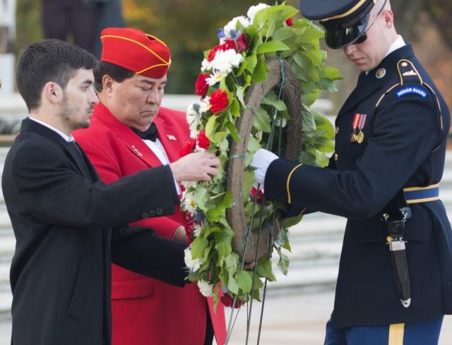 MoH recipient from Korean War laid to rest at Arlington