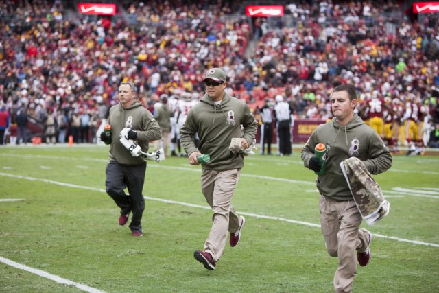 Redskins salute the military