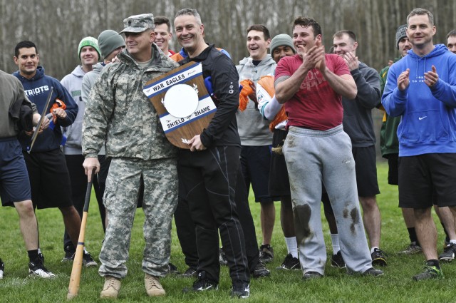 Annual Turkey Bowl brings the Dragoons of 1st Sqdn, 2 CR together in friendly competition