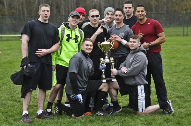 Annual Turkey Bowl brings the Dragoons of 1st Sqdn, 2 CR together in friendly competition