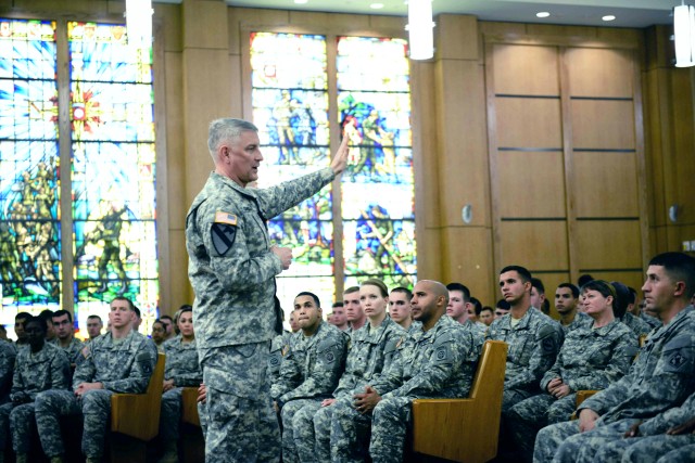 SMA discusses professionalism, living Army Values during town hall