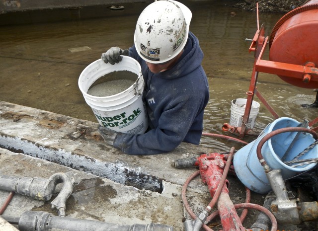 Morgantown lock dewatering reveals severe damage