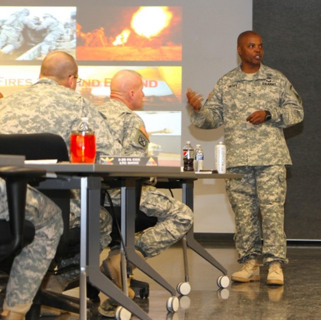 1st Armored Division hosts seminar on battlefield communication