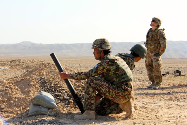 201st Corps mortar training builds competency, sustainability