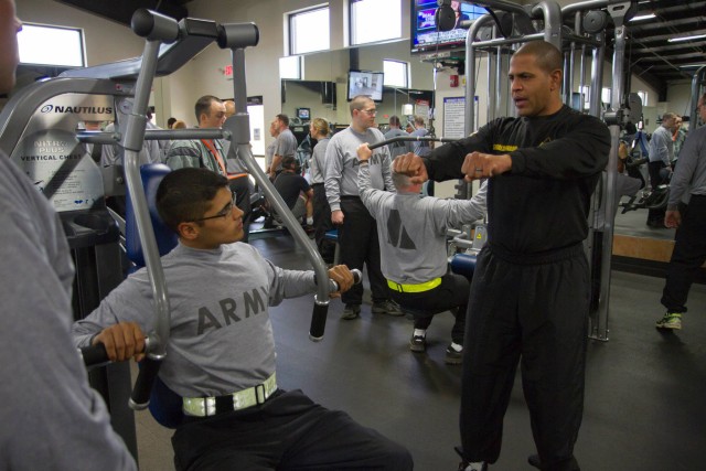 94th Training Division's Master Fitness Trainer Instructors conducts Performance Triad program