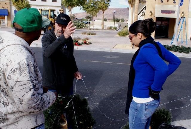 Fort Irwin Towne Center gets wired for Christmas