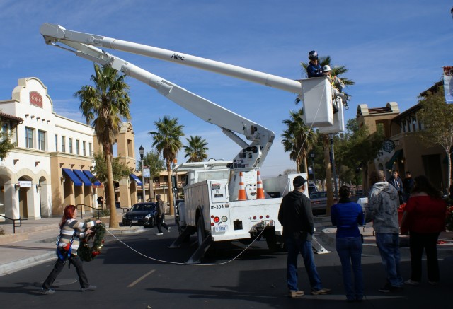 FFAM teams up with Fort Irwin staff and volunteers to decorate the post's Towne Center