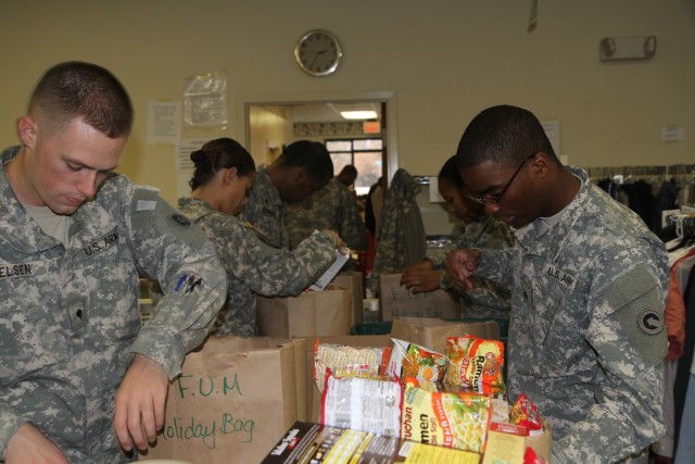 1st TSC Chaplain's Office makes a difference in local community