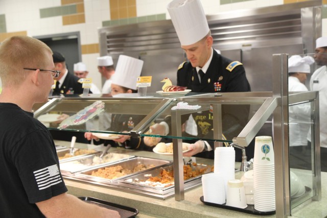 7th Infantry Division celebrates Thanksgiving 2014