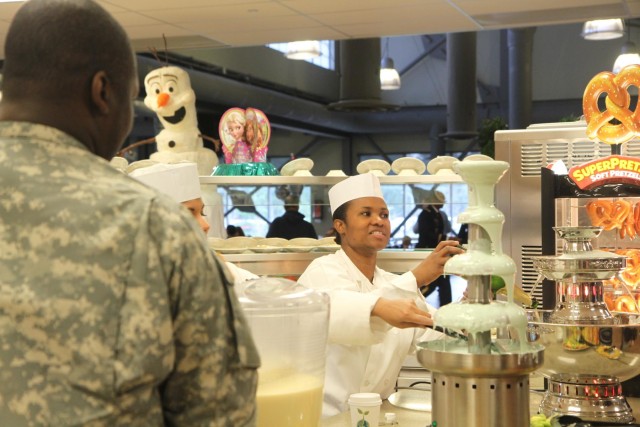 7th Infantry Division celebrates Thanksgiving 2014